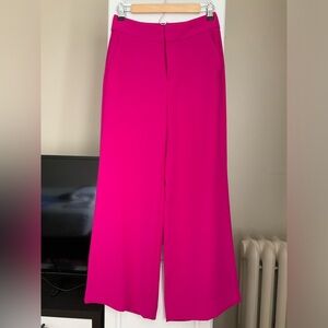 Flowy wide-leg pants